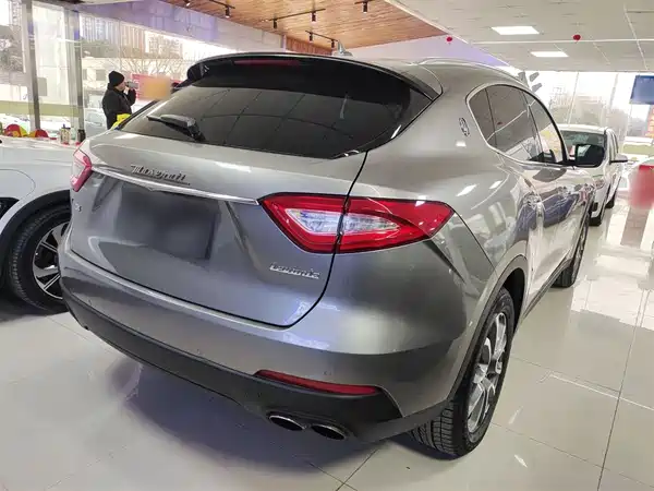 Maserati Levante 2016