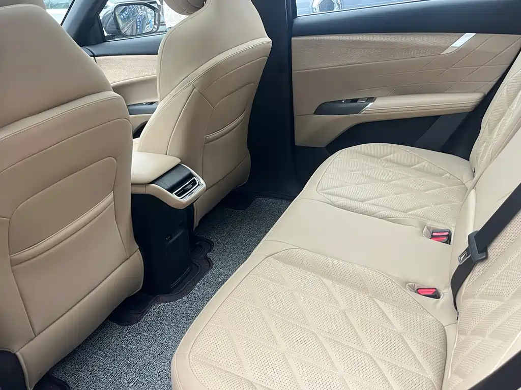 Changan CS75 PLUS 2025 — фото 8