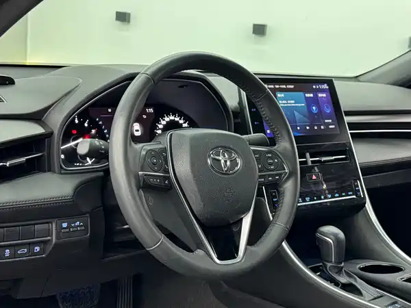 Toyota Avalon 2022