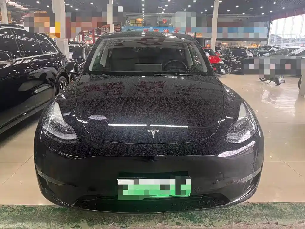 Tesla Model Y 2022 — фото 2
