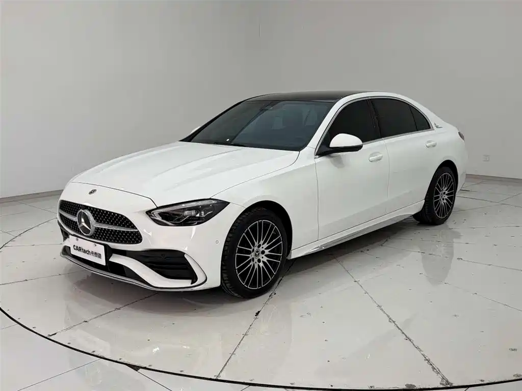 Mercedes-Benz C-Class 2024
