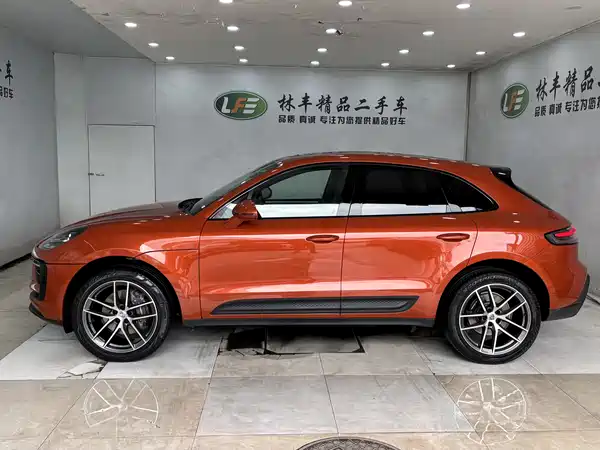 Porsche Macan 2024