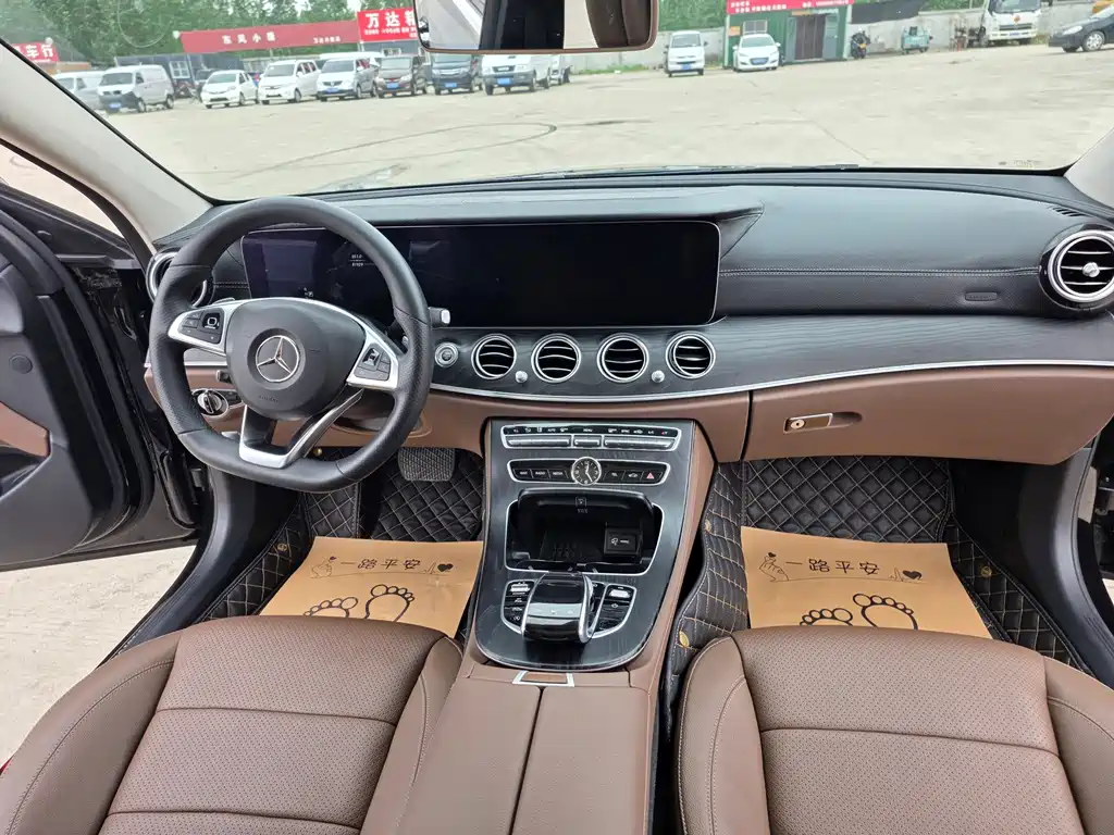 Mercedes-Benz E-Class 2018 — фото 9