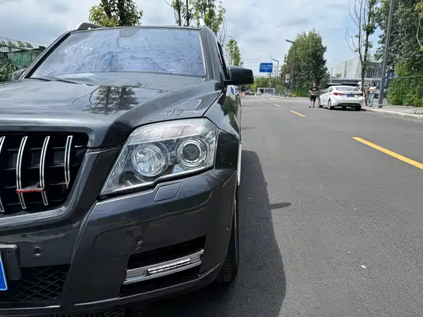 Mercedes-Benz GLK-Class 2010
