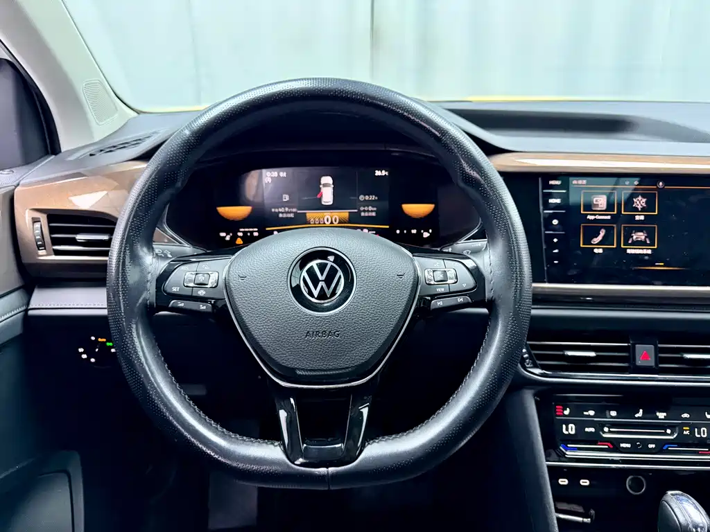 Volkswagen Tharu 2022 — фото 7