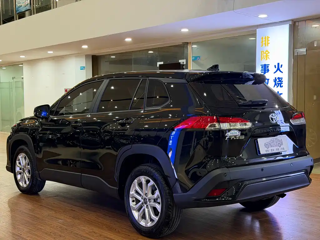 Toyota Frontlander 2026