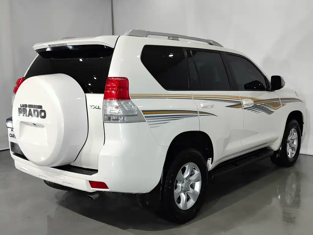 Toyota Prado 2013 — фото 15