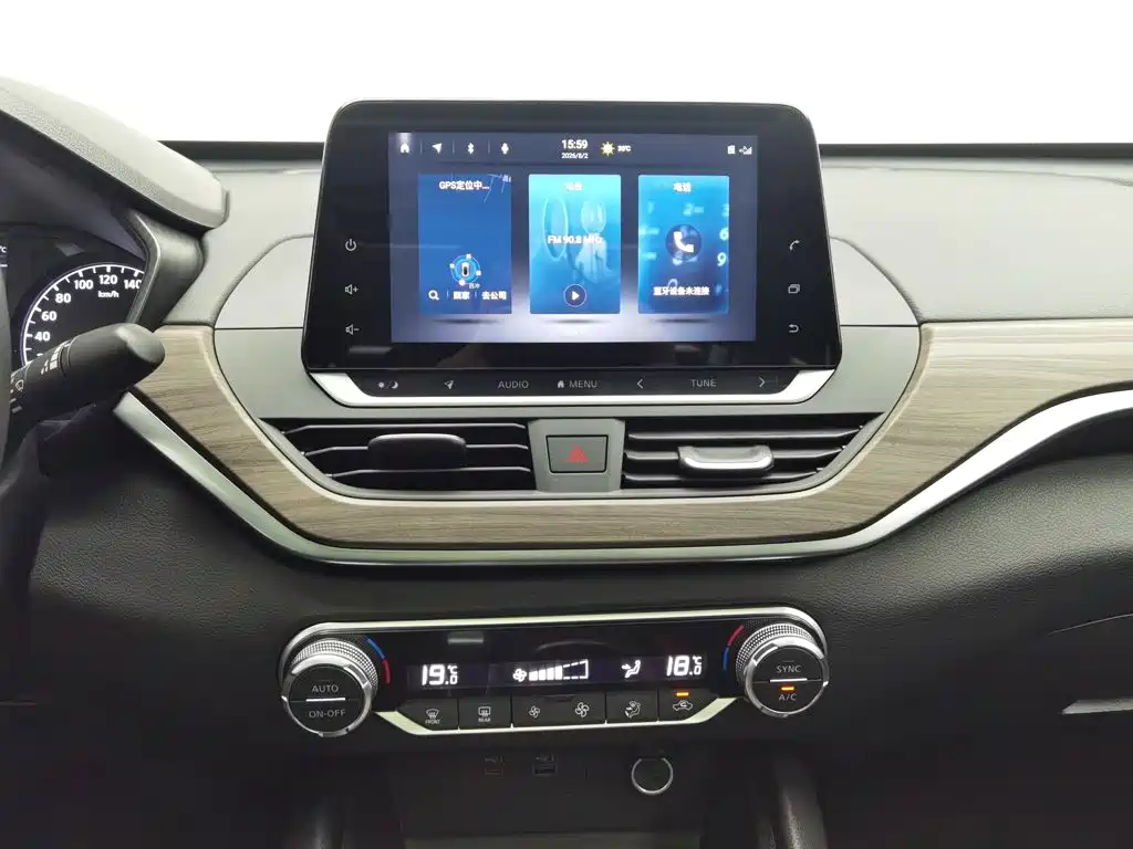 Nissan Teana 2022 — фото 12