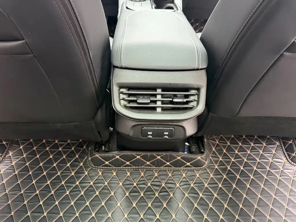 Haval H6 2023 — фото 13