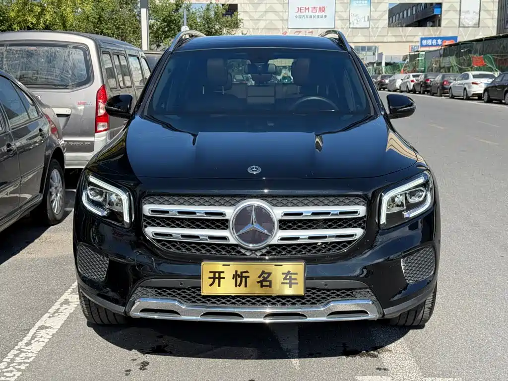 Mercedes-Benz GLB 2022