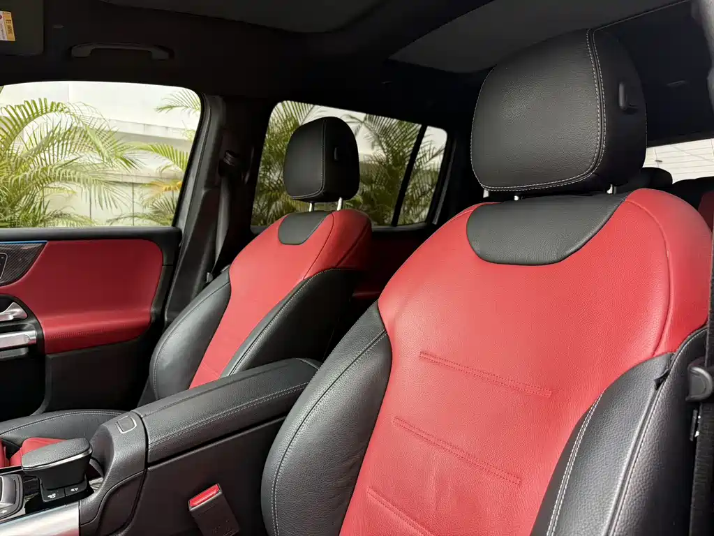 Mercedes-Benz GLB AMG 2021 — фото 12