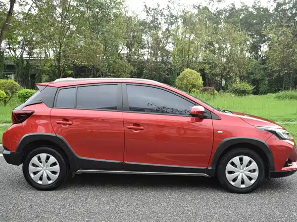 Toyota Yaris L 2021