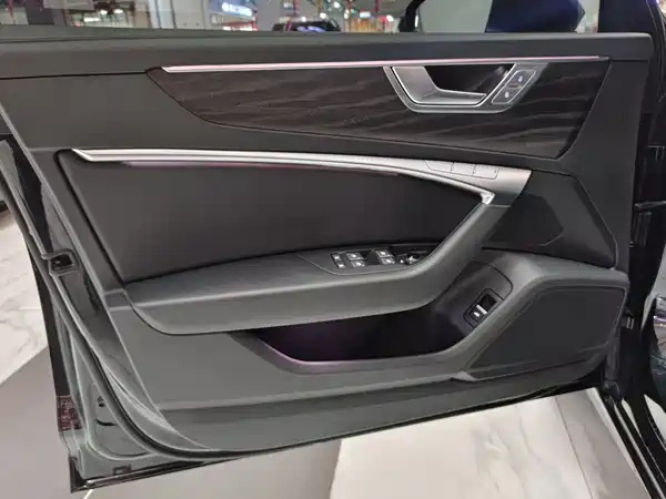 Audi A6L 2024