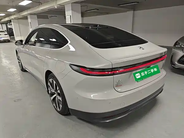 NIO ET7 2022