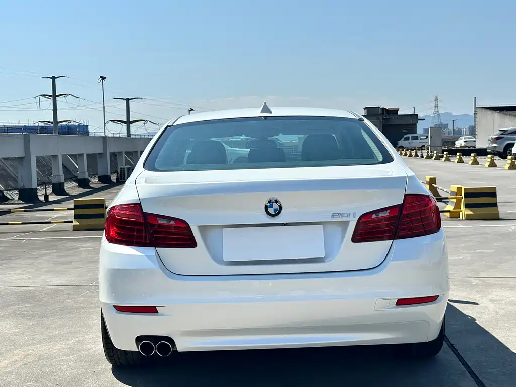 BMW 5 Series 2013 — фото 8