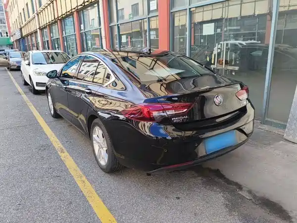 Buick Regal 2020