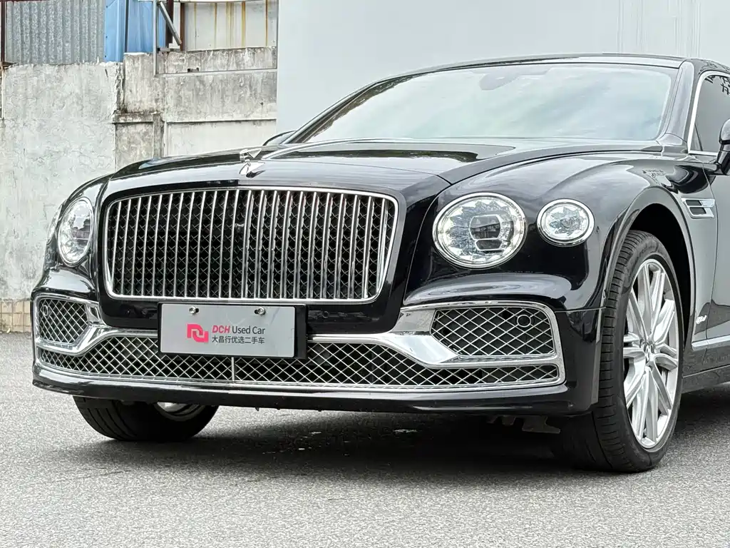 Bentley Flying Spur PHEV 2023 — фото 26