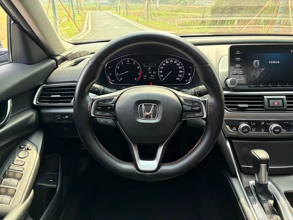 Honda Accord 2021 — фото 9