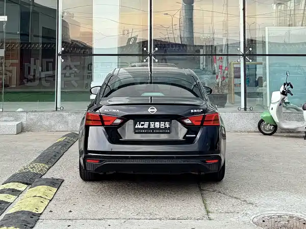Nissan Teana 2021