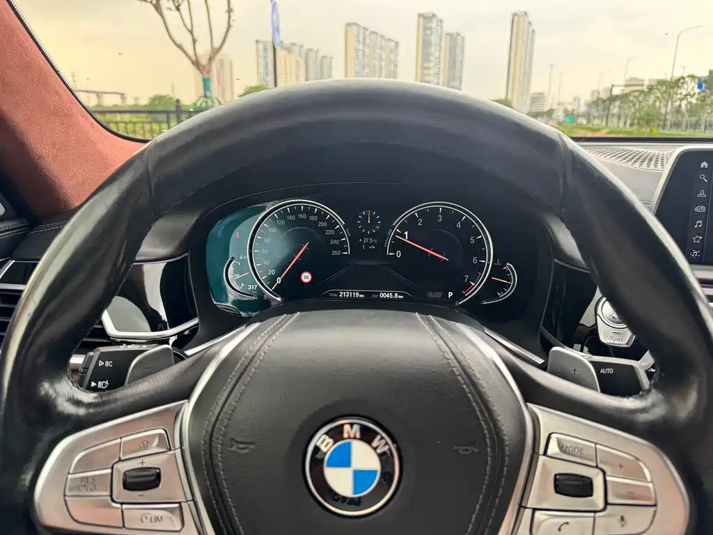BMW 7 Series 2018 — фото 4