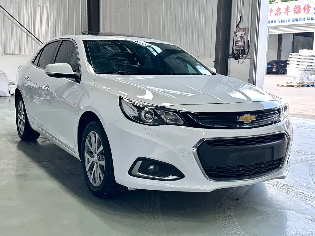 Chevrolet Malibu 2018 — фото 3