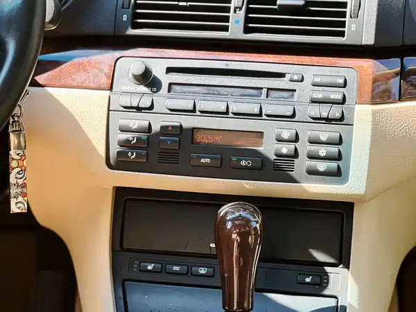 BMW 3 Series 2003