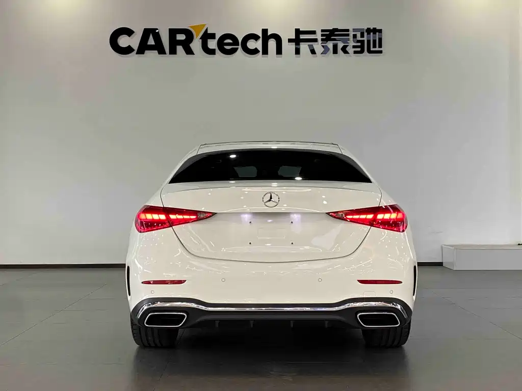 Mercedes-Benz C-Class 2024 — фото 18