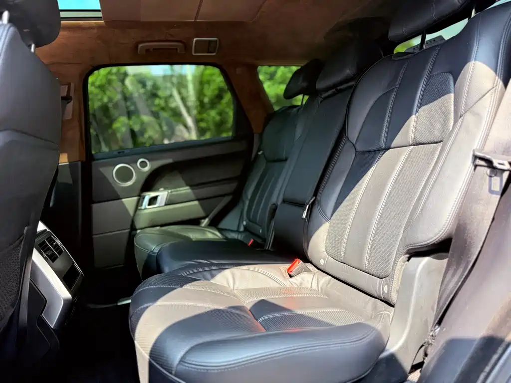 Land Rover Sport 2016 — фото 11