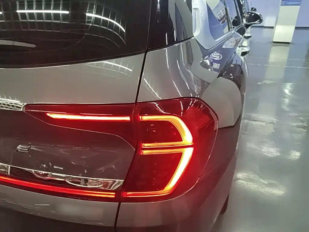 Hyundai Santa Fe 2019 — фото 8