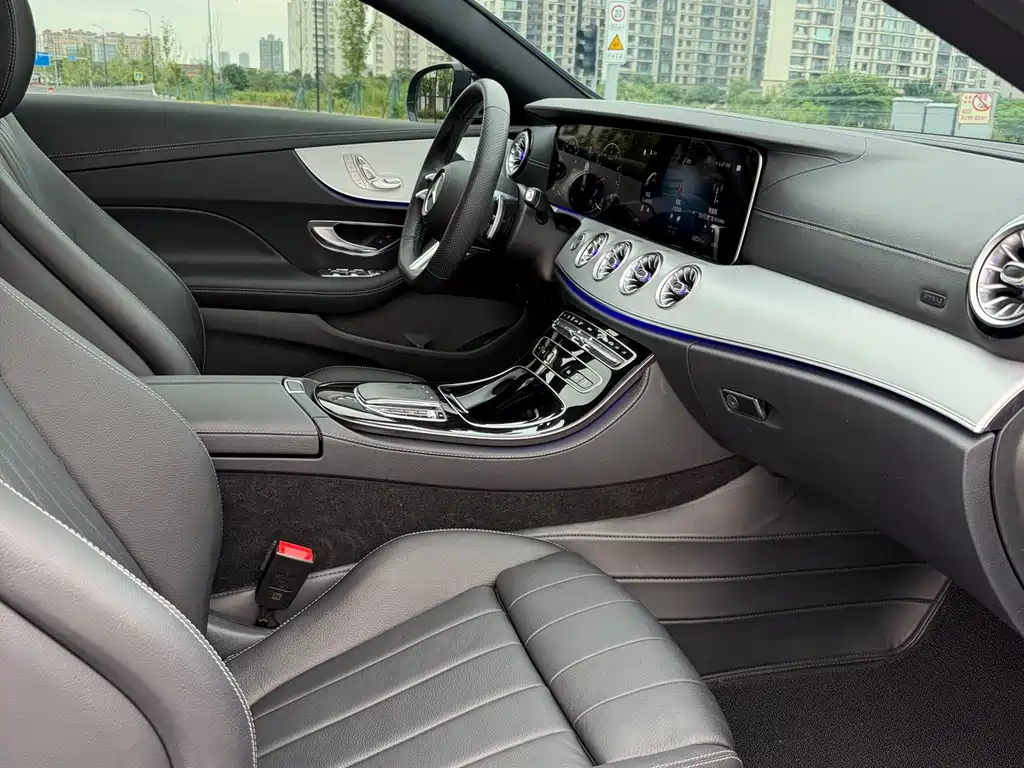 Mercedes-Benz E-Class 2023 — фото 14