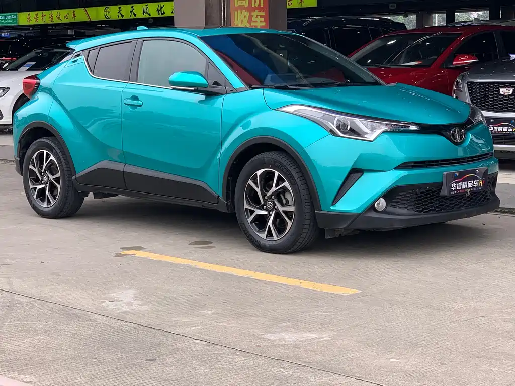 Toyota C-HR 2020 — фото 3