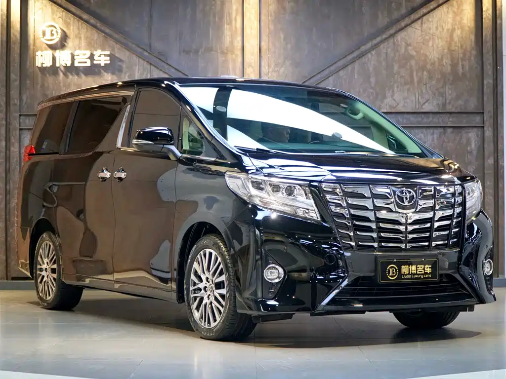 Toyota Alphard 2016 — фото 26