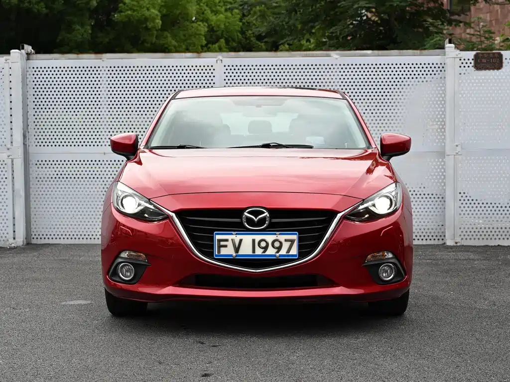 Mazda 3 Axela 2014 — фото 2