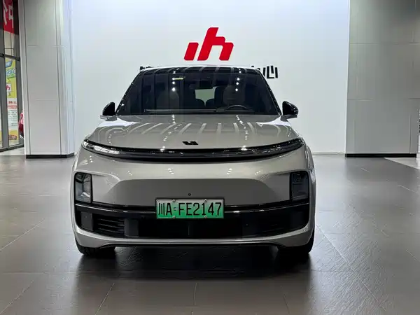 Li Auto L8 2023