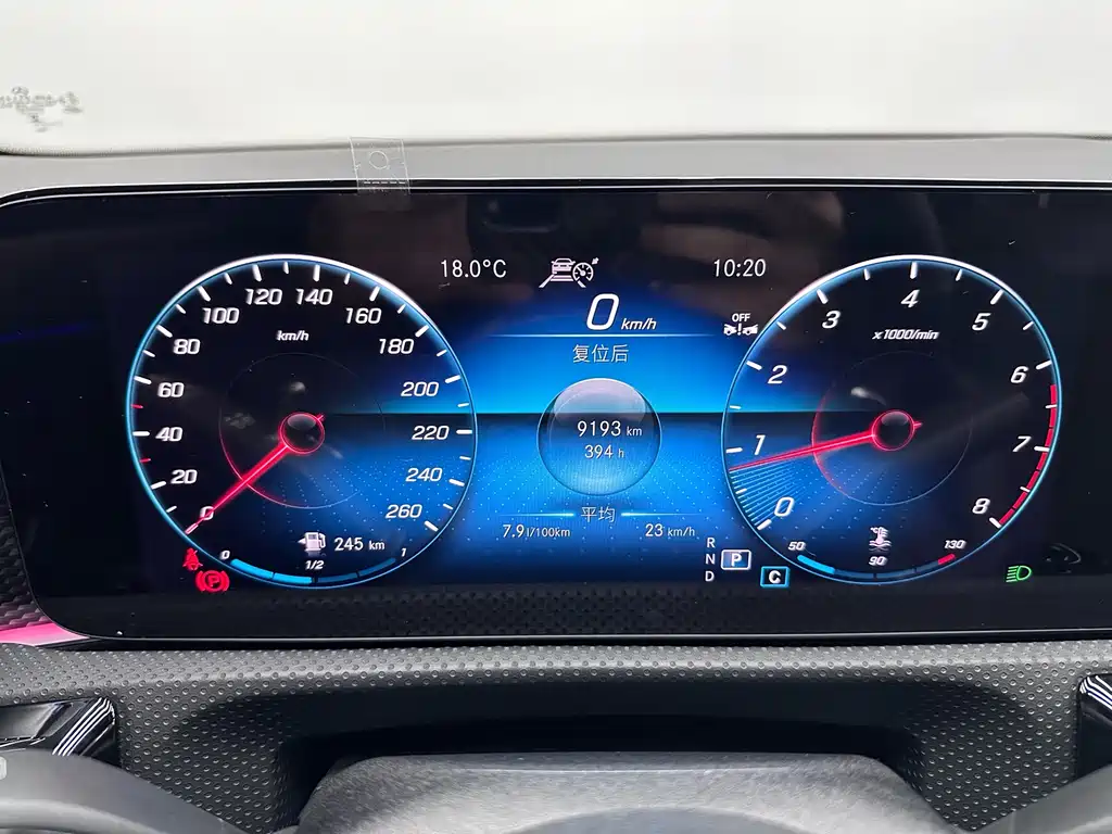 Mercedes-Benz A-Class 2023 — фото 11