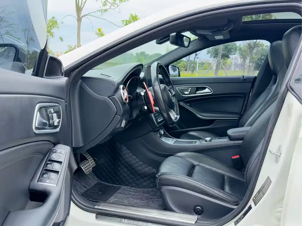 Mercedes-Benz CLA 2017 — фото 31