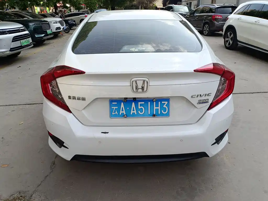 Honda Civic 2021 — фото 13