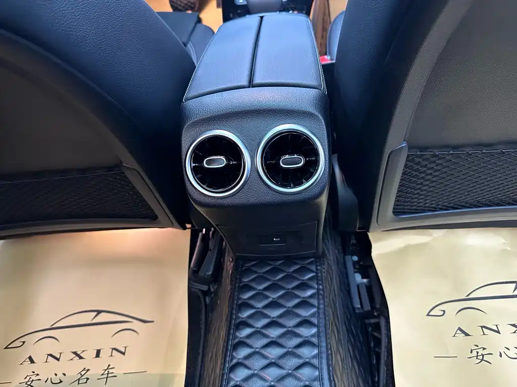 Mercedes-Benz A-Class 2023 — фото 16