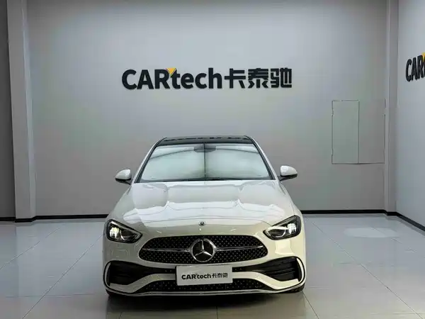 Mercedes-Benz C-Class 2025
