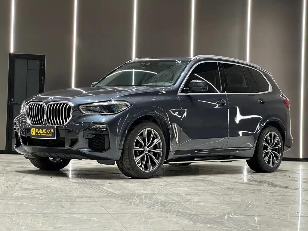 BMW X5 2020 — фото 1