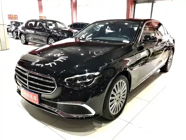 Mercedes-Benz E-Class 2021