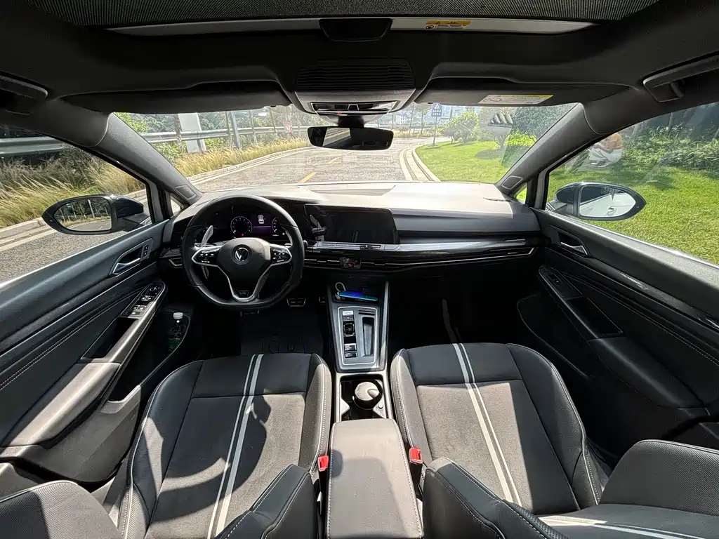 Volkswagen Golf 2022