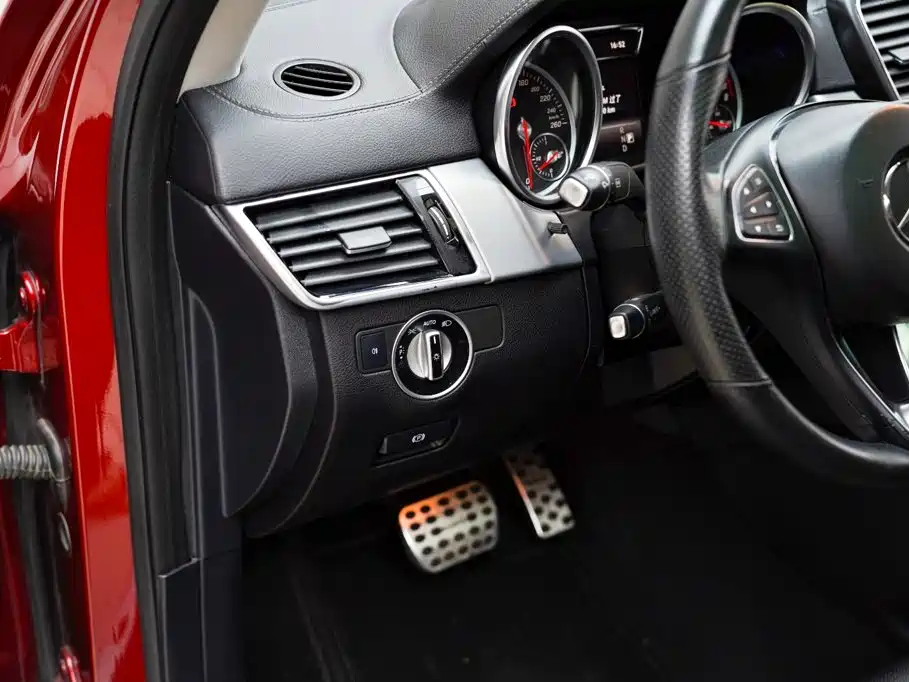 Mercedes-Benz GLE Coupe 2016 — фото 7