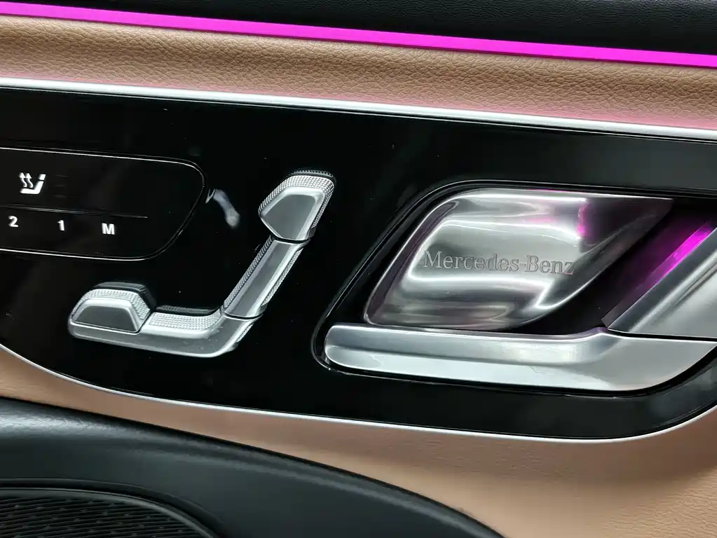 Mercedes-Benz E-Class 2025 — фото 16