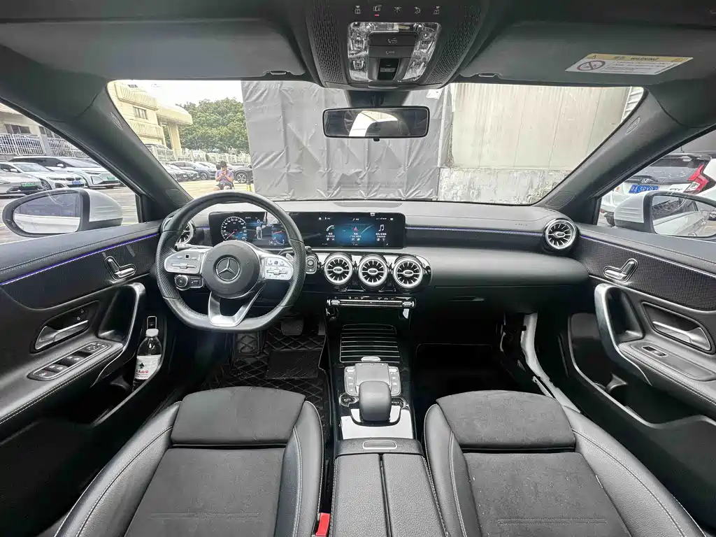 Mercedes-Benz A-Class 2020 — фото 9