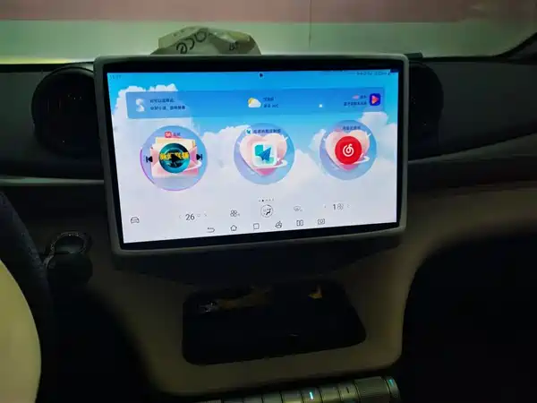 BYD Dolphin 2024