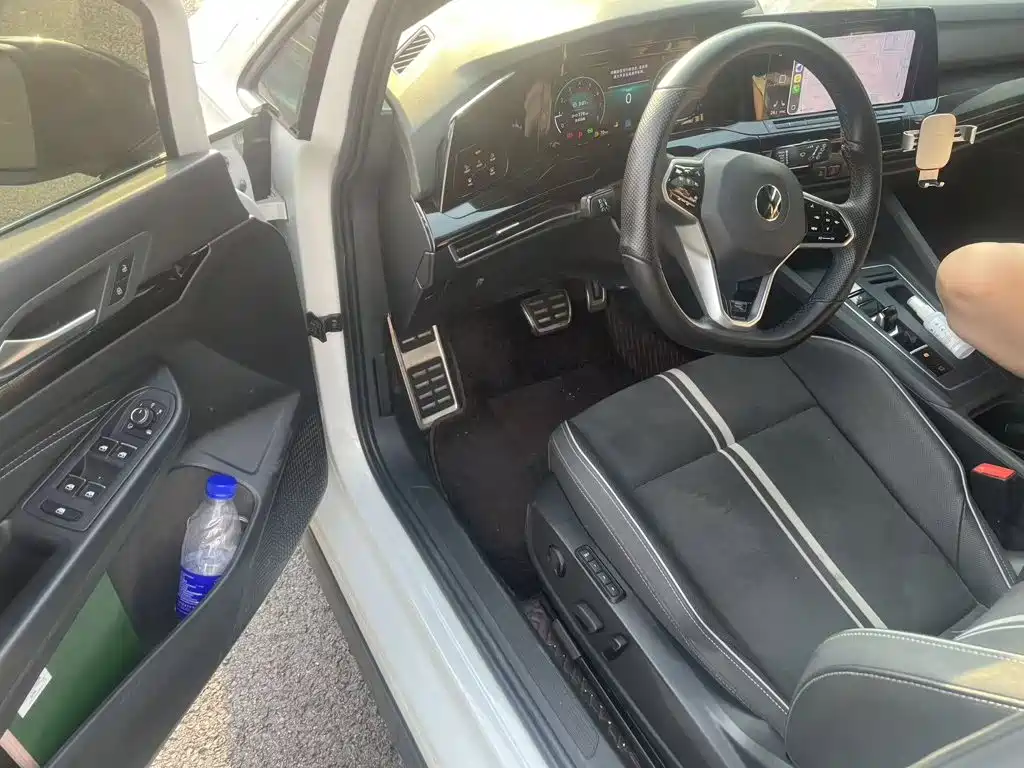 Volkswagen Golf 2022