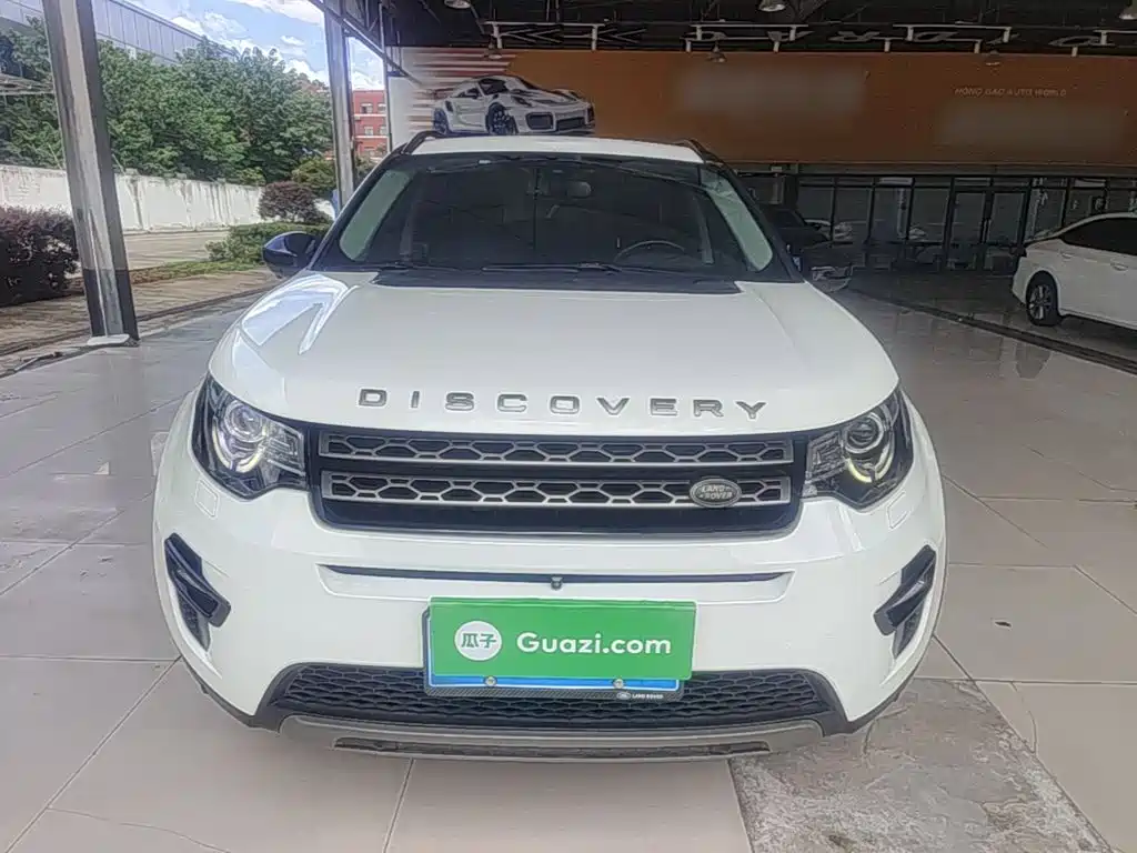 Land Rover Discovery Sport 2017 — фото 3