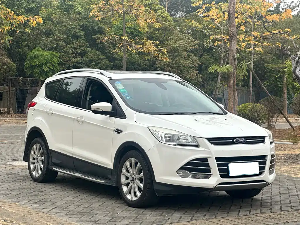 Ford Kuga 2016 — фото 3