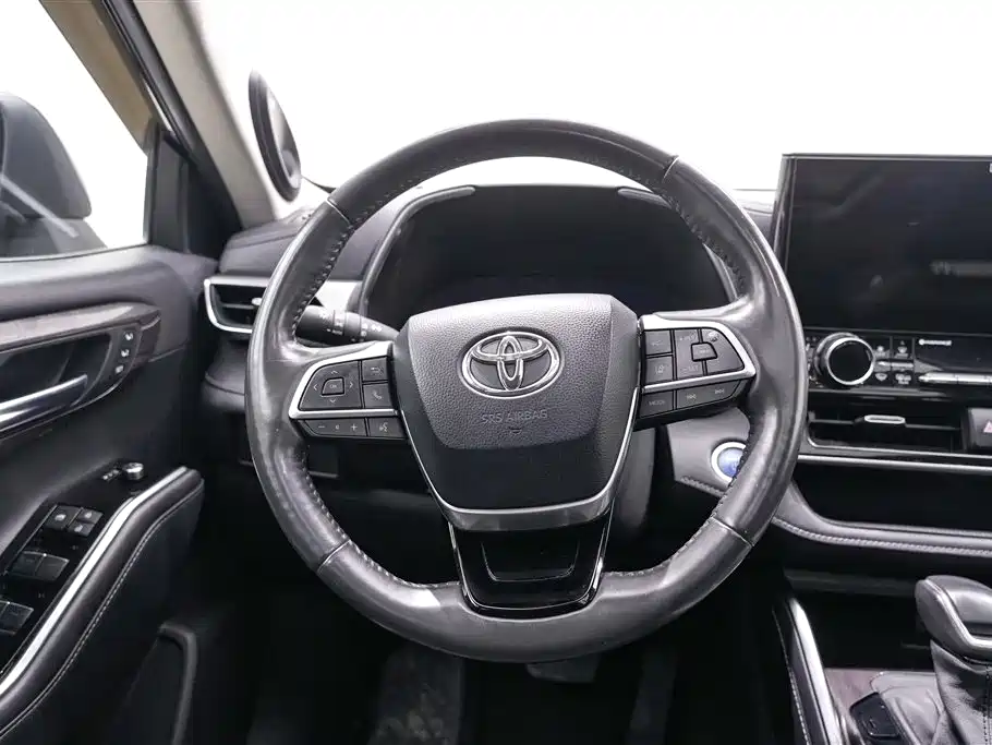 Toyota Highlander 2021 — фото 16
